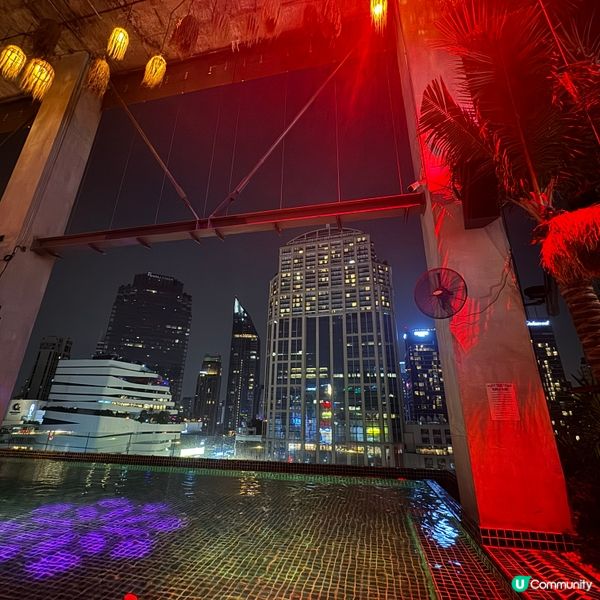 曼谷新商場嘅空中Pool side Bar🏝️