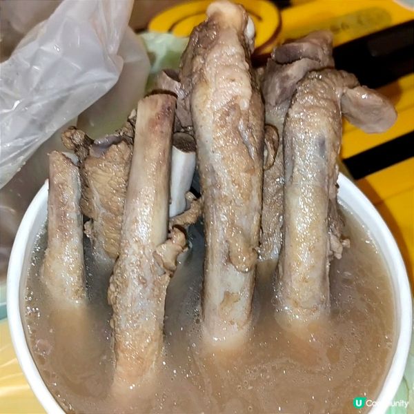 台北必去人氣夜市 饒河街夜市 滿滿人潮 價格便宜 位置方便