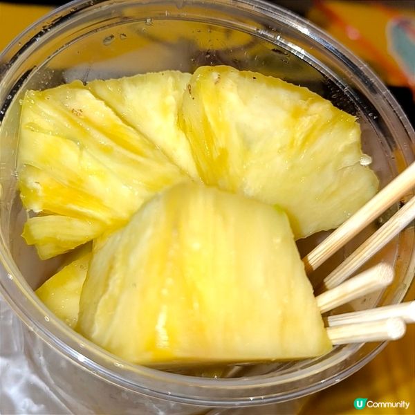 台北必去人氣夜市 饒河街夜市 滿滿人潮 價格便宜 位置方便