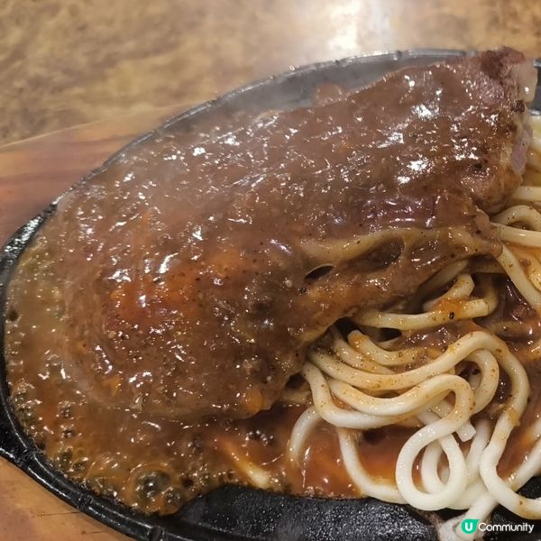 台北必去人氣夜市 饒河街夜市 滿滿人潮 價格便宜 位置方便