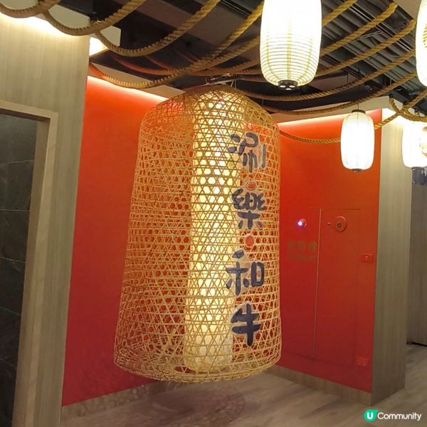 台北西門町方便抵食火鍋放題 最平港幣百餘元 多款靚牛海鮮任食