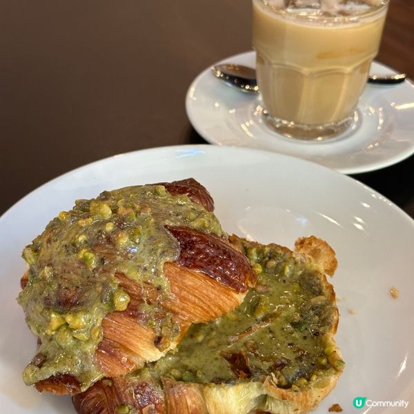 大推‼️布達佩斯最好吃的開心果牛角包