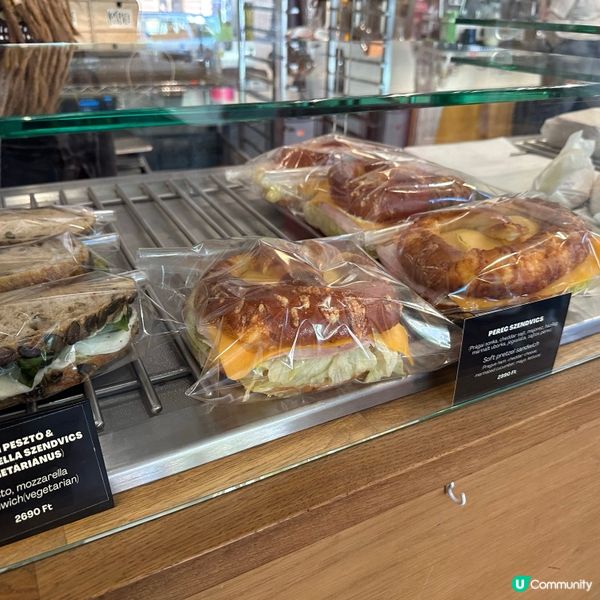 大推‼️布達佩斯最好吃的開心果牛角包