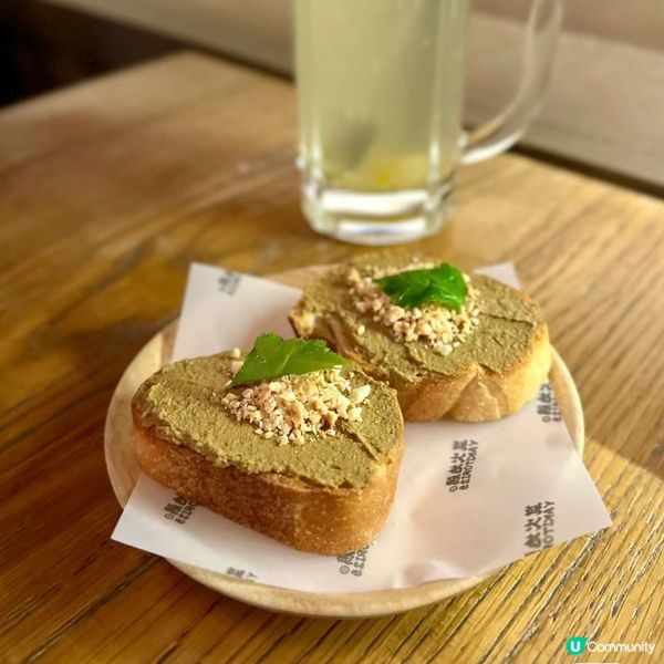 燒鳥🍢炭火地雞 