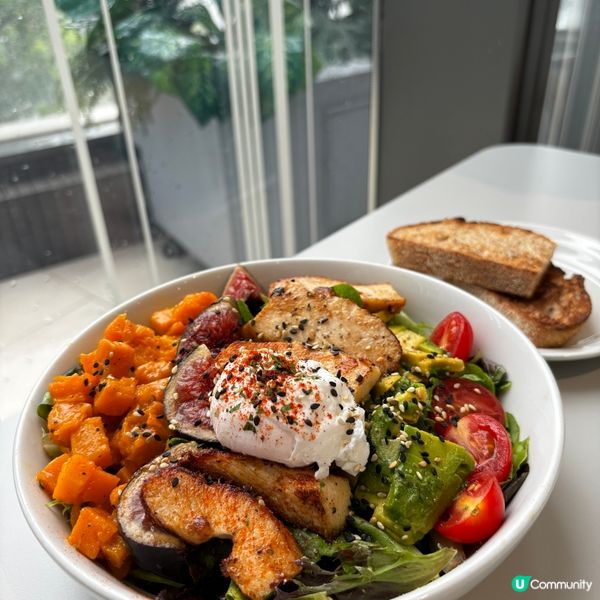 啟德 純白採光度高cafe 