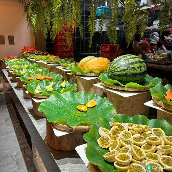 宮廷國潮風．食足120分鐘．任食生猛活海鮮．現切榴槤