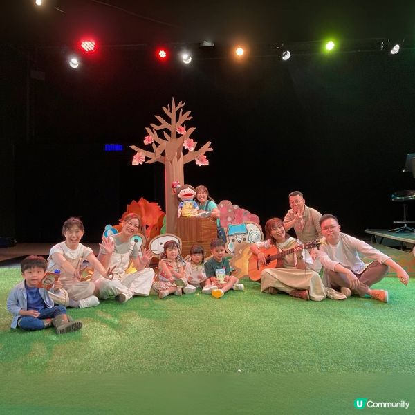 Adrian一直好鍾意音樂, 媽媽梗係要留意住幾時有吸引嘅演...