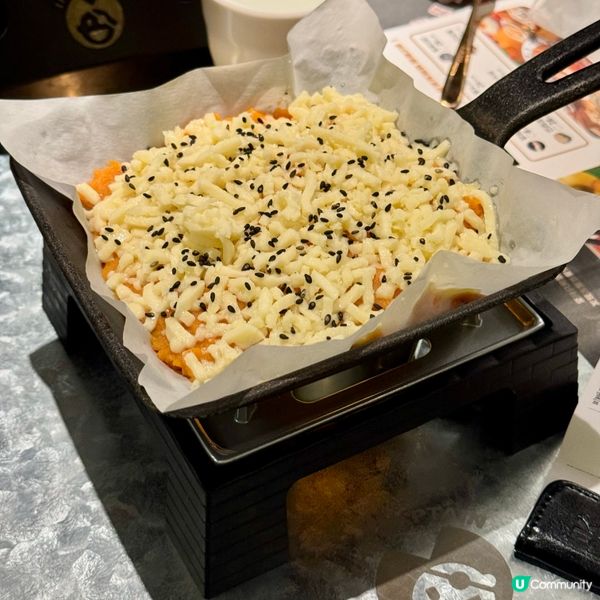 在深圳萬象食家商場,見到評分好高的——｢老船長肉蟹煲｣｡走入...