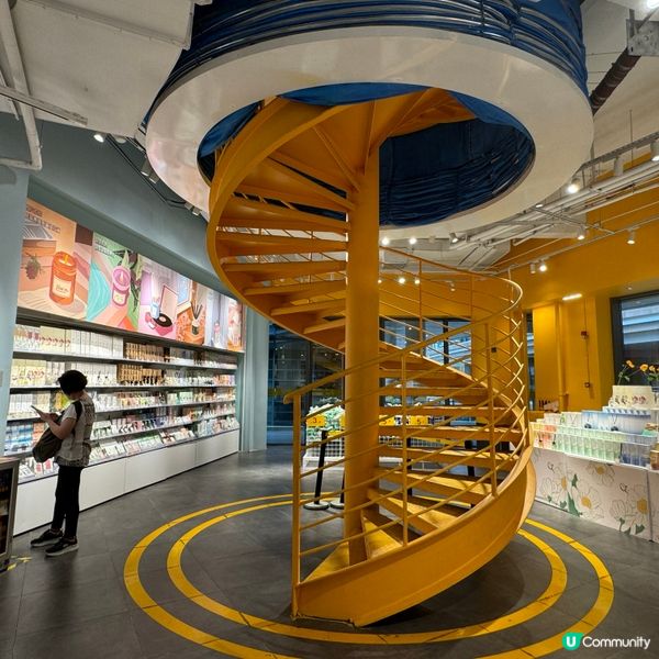 ✨ 位於紅山站D1出口的紅山6979商場,同深圳北站只係一站...