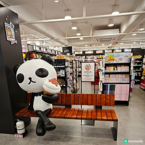 「ARTBOX」 文具，可愛公仔、 彩妝用品、3C產品！