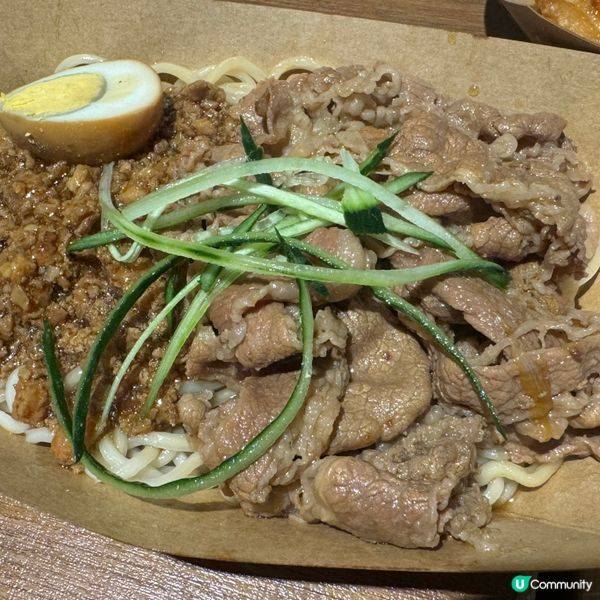 在香港的大埔區探店,我發現了一間名為｢茶點｣的台式餐廳,其菜...