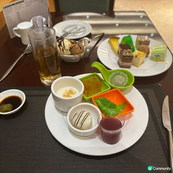 不到300元就可以在尖沙咀吃到生蠔任吃自助晚餐 應該是全港性...