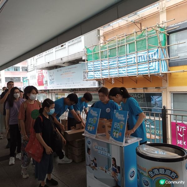 子母奶免費派發早餐