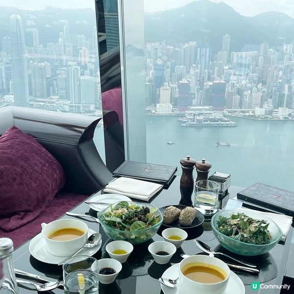 [香港素食] 尖沙咀 | The Lounge & Bar：102樓海景純素美食 午市自選健康沙律吧 低碳高蛋白菜式