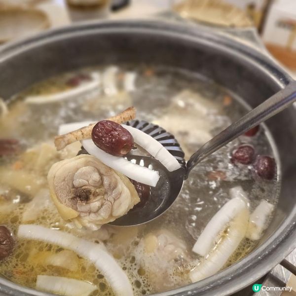 高質火鍋湯底及新鮮配料