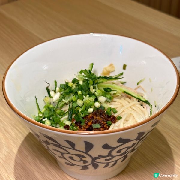 皮薄餡靚手工餃．特色小食夠惹味