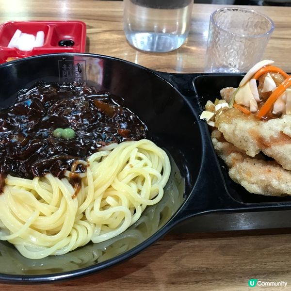 韓國野食好啱我胃口。推介冬天去，冬到死食返碗炸醬麵/湯/餃子...
