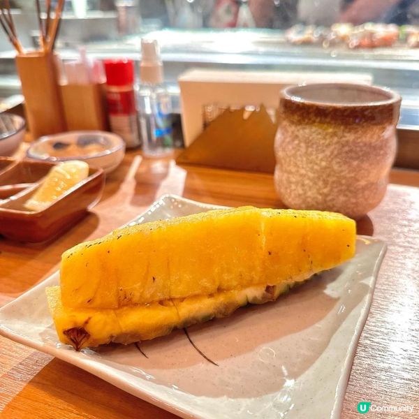 鮮艷紅色鳥居門⛩️橋本串燒