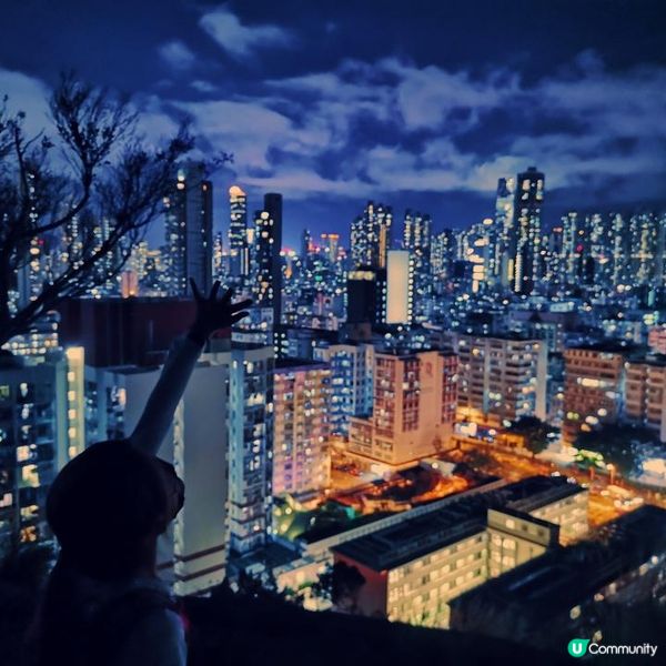 香港簡易跑步路線 3 –深水埗運動場至嘉頓山 (來回)