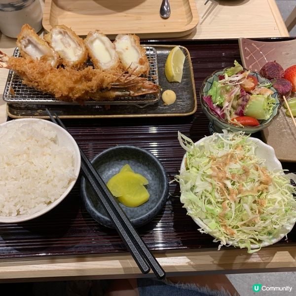 流心芝士吉列豬扒拼大蝦定食❤️