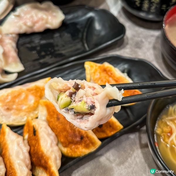 🏡家後餃子🥟同自家製巴斯克芝士蛋糕仲有冇人未食過💁🏻‍♀️呢...