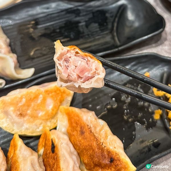 🏡家後餃子🥟同自家製巴斯克芝士蛋糕仲有冇人未食過💁🏻‍♀️呢...