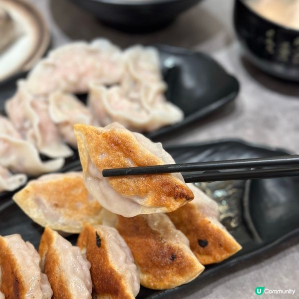 🏡家後餃子🥟同自家製巴斯克芝士蛋糕仲有冇人未食過💁🏻‍♀️呢...