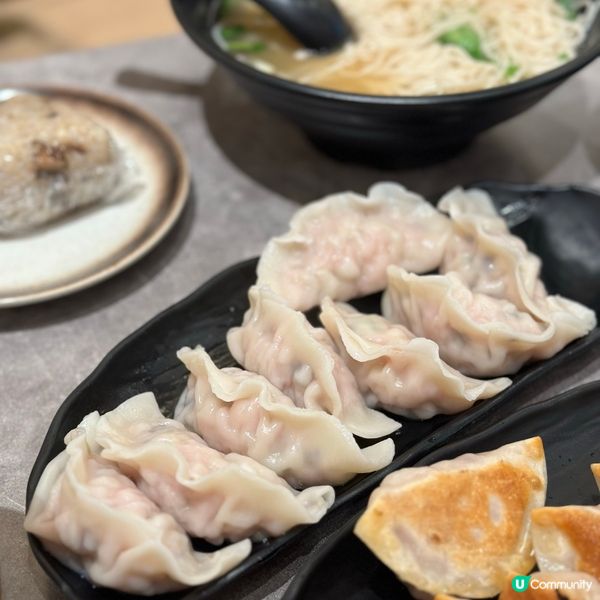 🏡家後餃子🥟同自家製巴斯克芝士蛋糕仲有冇人未食過💁🏻‍♀️呢...