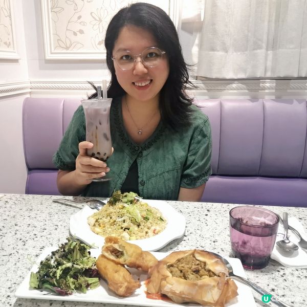 晚餐同老公來到尖沙咀金馬倫道的一間新式素菜店，享用一餐健康美...