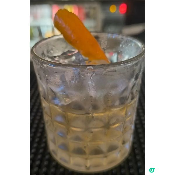 觀塘一間樓上酒吧兼西餐廳