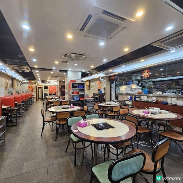 平嘆火鍋 不收加一茶芥及醬油