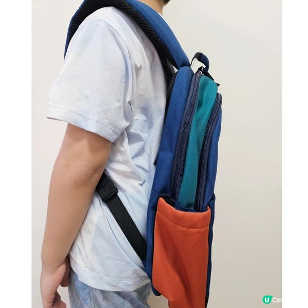 輕過一支礦泉水嘅🎒書包