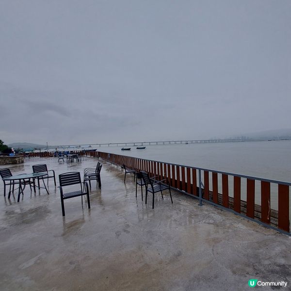 流浮山海鮮街，食完仲可以睇海景 🌊🦐