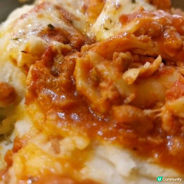 烤大啡菇野菌芝士意大利飯嘅大啡菇以烤焗形式，保持肉質豐厚多汁...