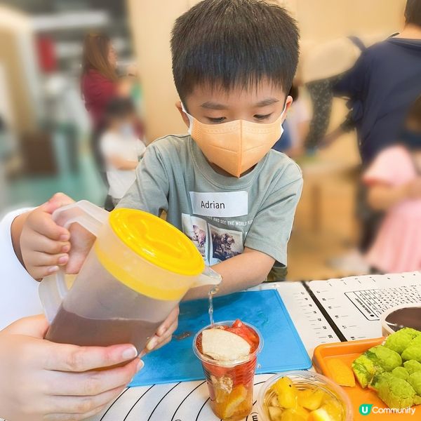 Adrian放暑假媽媽都會安排佢上下summer camp,...