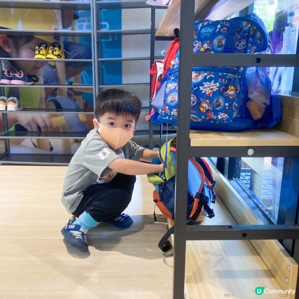 Adrian放暑假媽媽都會安排佢上下summer camp,...