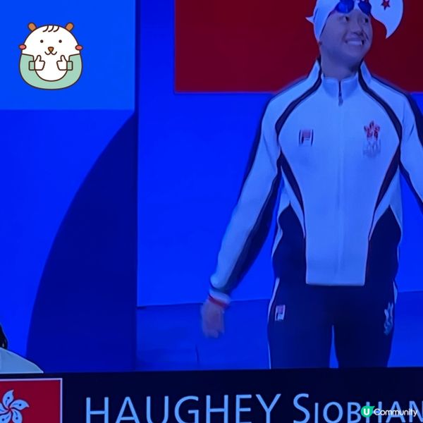 見証港隊又攞牌零食