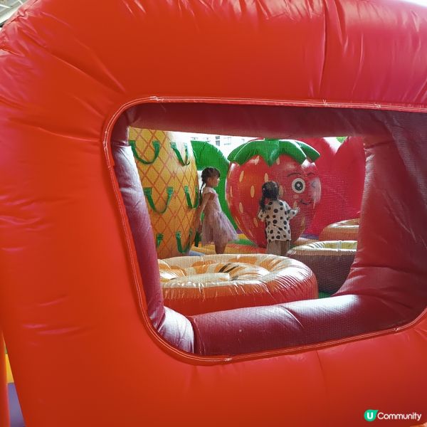 暑假親子玩樂新去處！杏花新城運動補給站和充氣水果樂園