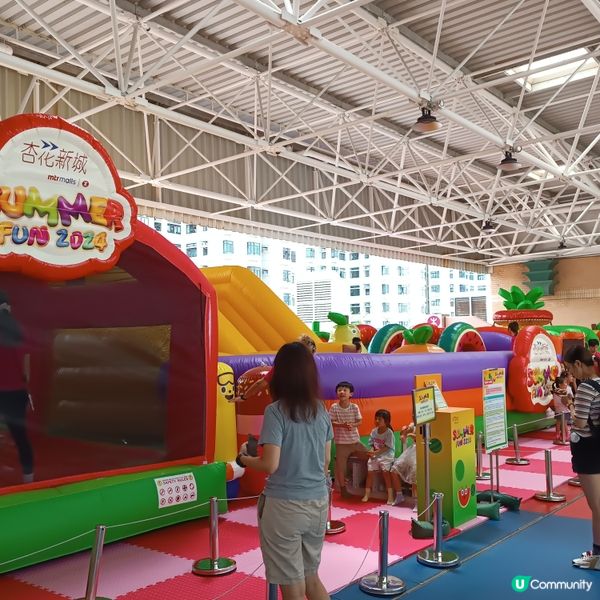 暑假親子玩樂新去處！杏花新城運動補給站和充氣水果樂園