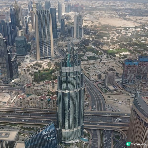 杜拜哈里法塔上的景色