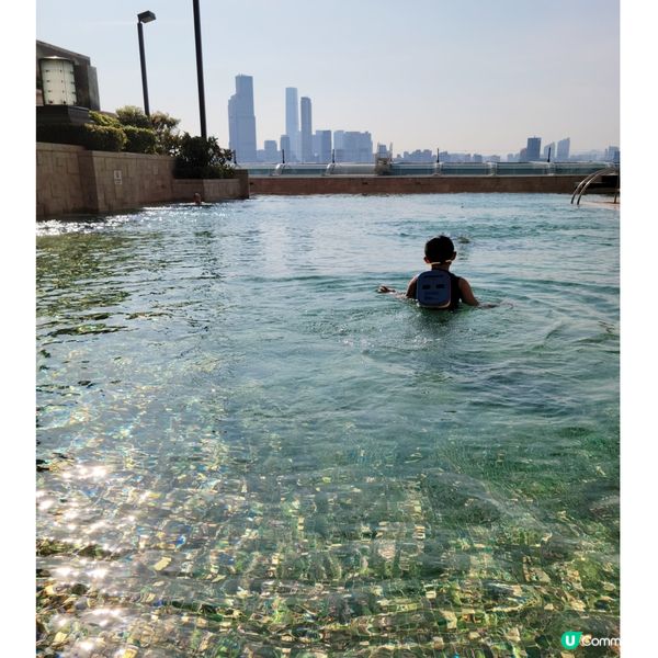 港島海逸君綽酒店泳池