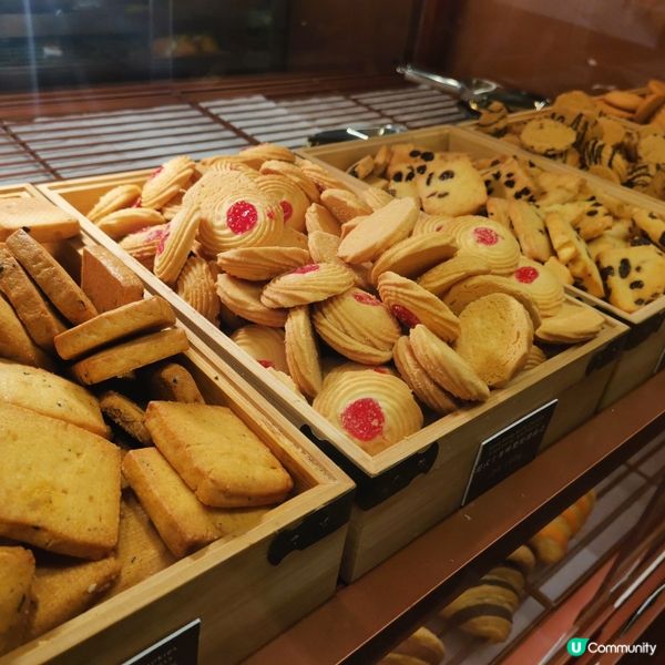 傳統糕點及港式麵包，讓人愛不釋手！😍