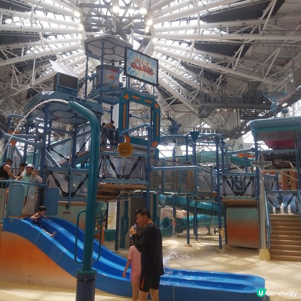 炎炎夏日 🥵 梗係去水上樂園消暑啦 😝