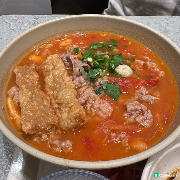 南記粉面超級好味招牌番茄牛腩春卷米線