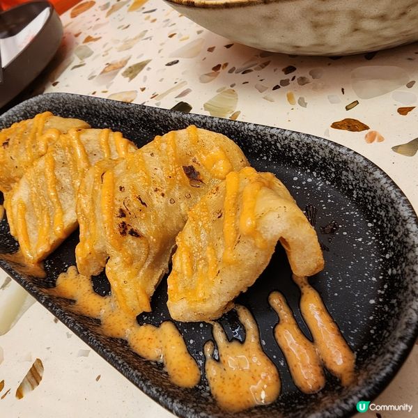 💥華麗木系設計，伴著維港享受美食，情侶閨蜜打卡必選餐廳🤩