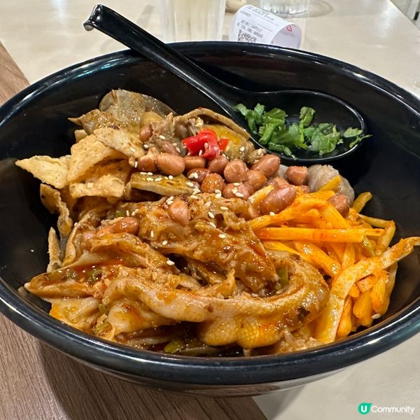 譚仔三哥米線新出獨門三酸撈薯粉