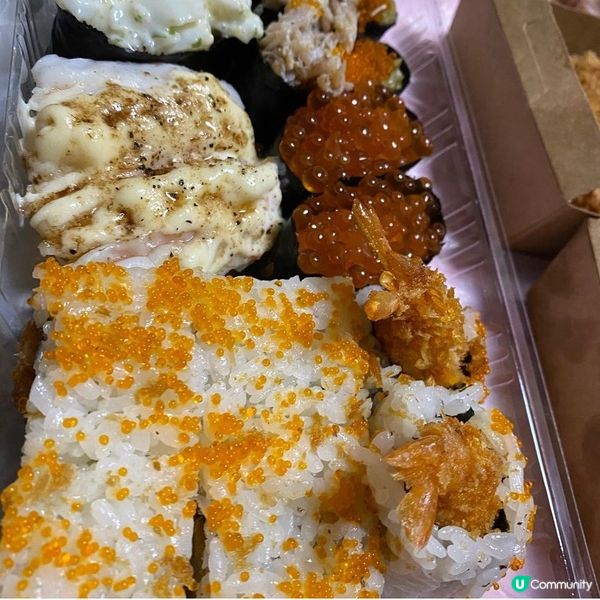 壽司拼盤真係家庭或者朋友聚會最方便嘅外賣食品