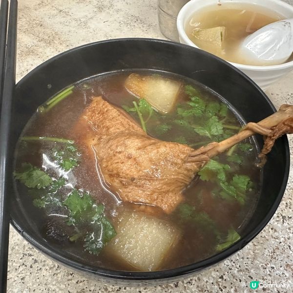 富華茶餐廳鴨腿湯飯