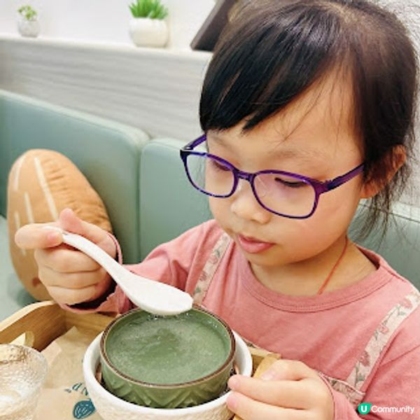 點食都五肥 ~ Almond Dessert 杏甜品