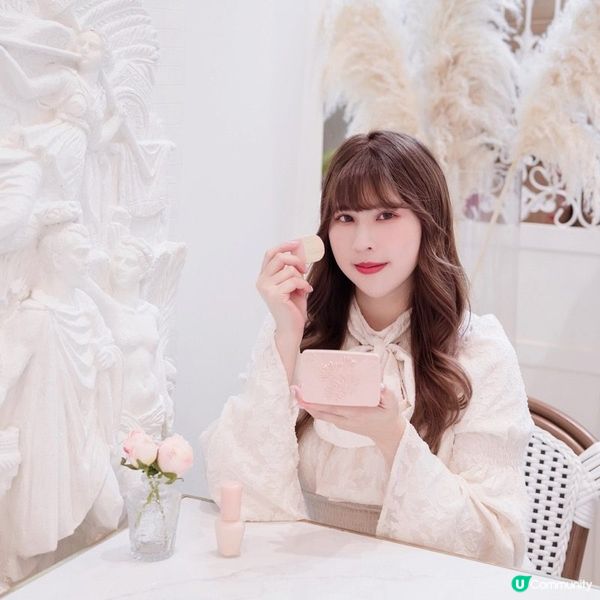 白裡透紅好氣色，PAUL & JOE的光透柔肌粉餅 N 新色100粉紅色！